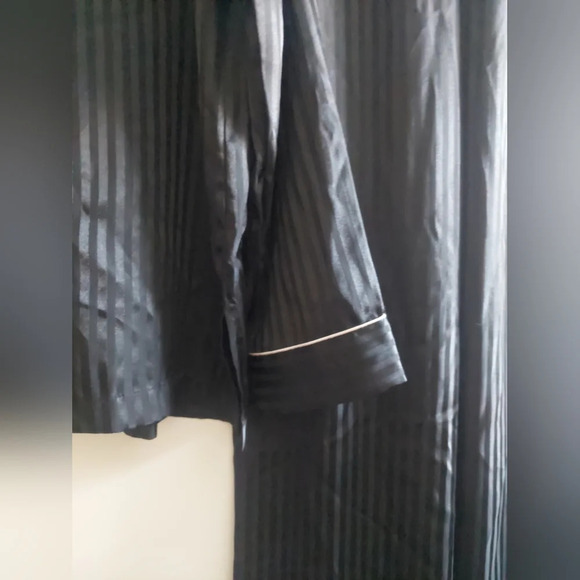 Victoria's Secret Y2K Black Satin Pajamas set Pink Trim embroidery Large - Picture 5 of 11